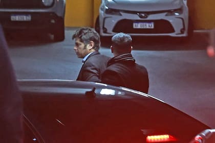 Axel Kicillof, hoy, al llegar a la cumbre de los gobernadores en el CFI
