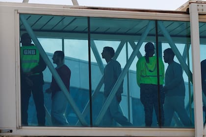 Desde que comenzó el segundo mandato de Donald Trump, más de 100 mil inmigrantes fueron deportados