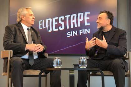 Durante su presidencia, Alberto Fernández era un asiduo participante del programa de Roberto Navarro, El Destape