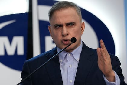 El fiscal Tarek William Saab acusó a El Salvador de violar derechos humanos y presentó un habeas corpus ante la Corte Suprema