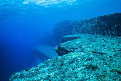 En lo alto del bloque de Yonaguni los estudiosos ubicaron dos terrazas