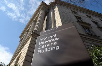 IRS ofrece nuevas formas para tributar los impuestos
