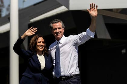 Kamala Harris se perfila como una de las opciones favoritas entre los votantes para suceder al gobernador Gavin Newsom