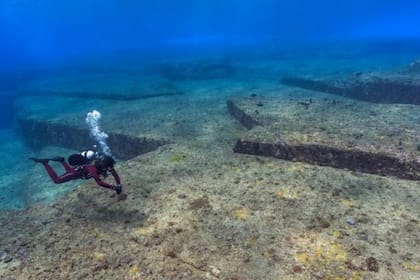La formación rocosa de Yonaguni fue descubierta en 1987 por un buzo japonés y desde entonces fue objeto de estudios de científicos de todo el mundo