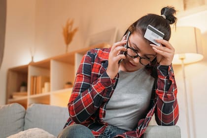 Las personas jóvenes no están exentas de caer en la trampa de los delitos virtuales