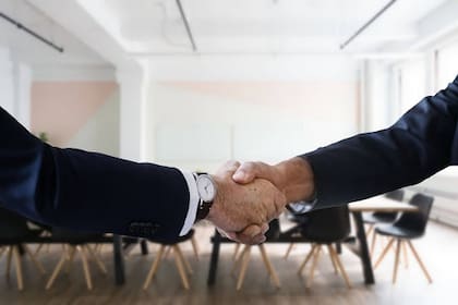 Liderazgo, buena comunicación y capacidad para encontrar soluciones