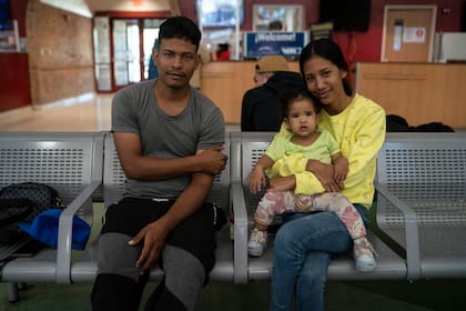 Los migrantes que ingresaron con parole humanitario temen perder su estatus (archivo)
