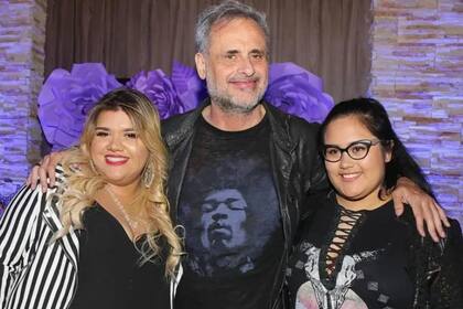Morena y Rocío viajaron de urgencia a Colombia para acompañar a su padre