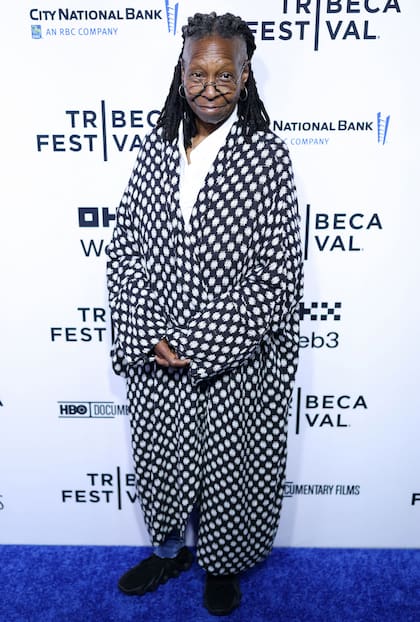Otra de las celebridades que estuvieron presentes en el estreno fue la actriz y conductora Whoopi Goldberg