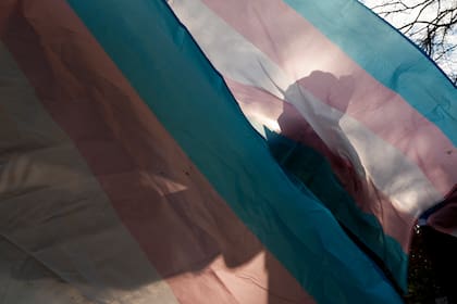 Senado de Texas votó 20-11 a favor en madrugada del 28/mayo, con fuerte oposición demócrata que la califica de discriminatoria